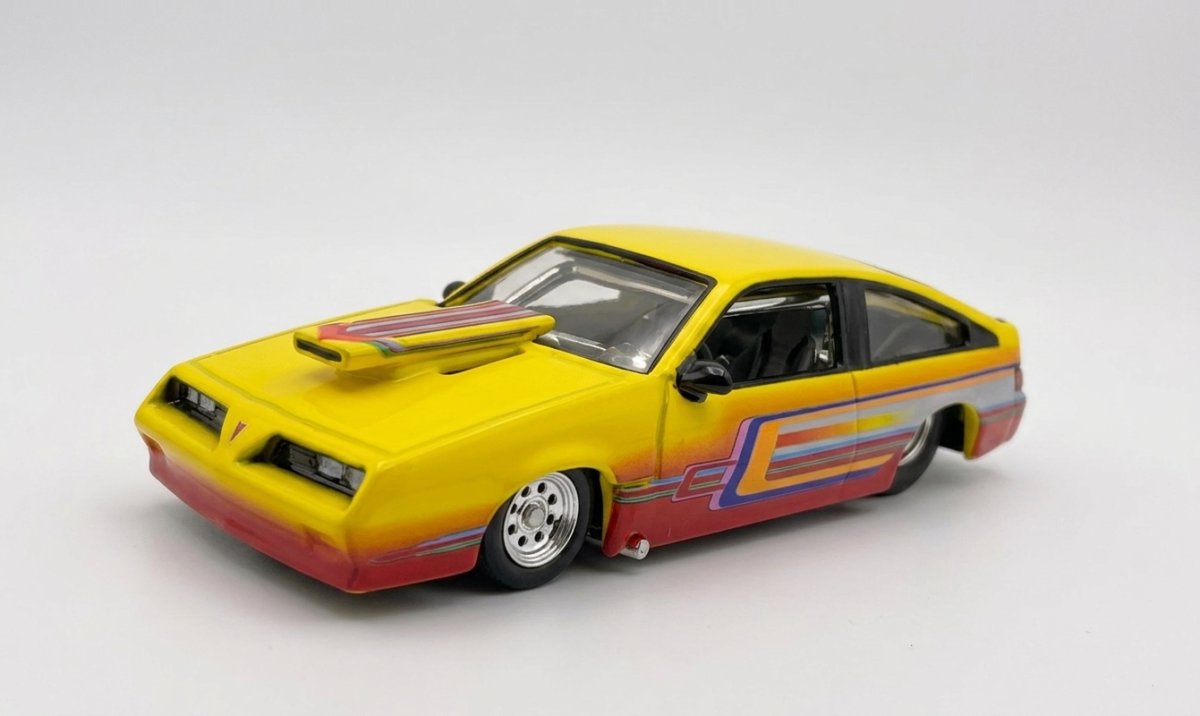 2026 1985 Pontiac J2000 ProStreet Yellow: Image 2