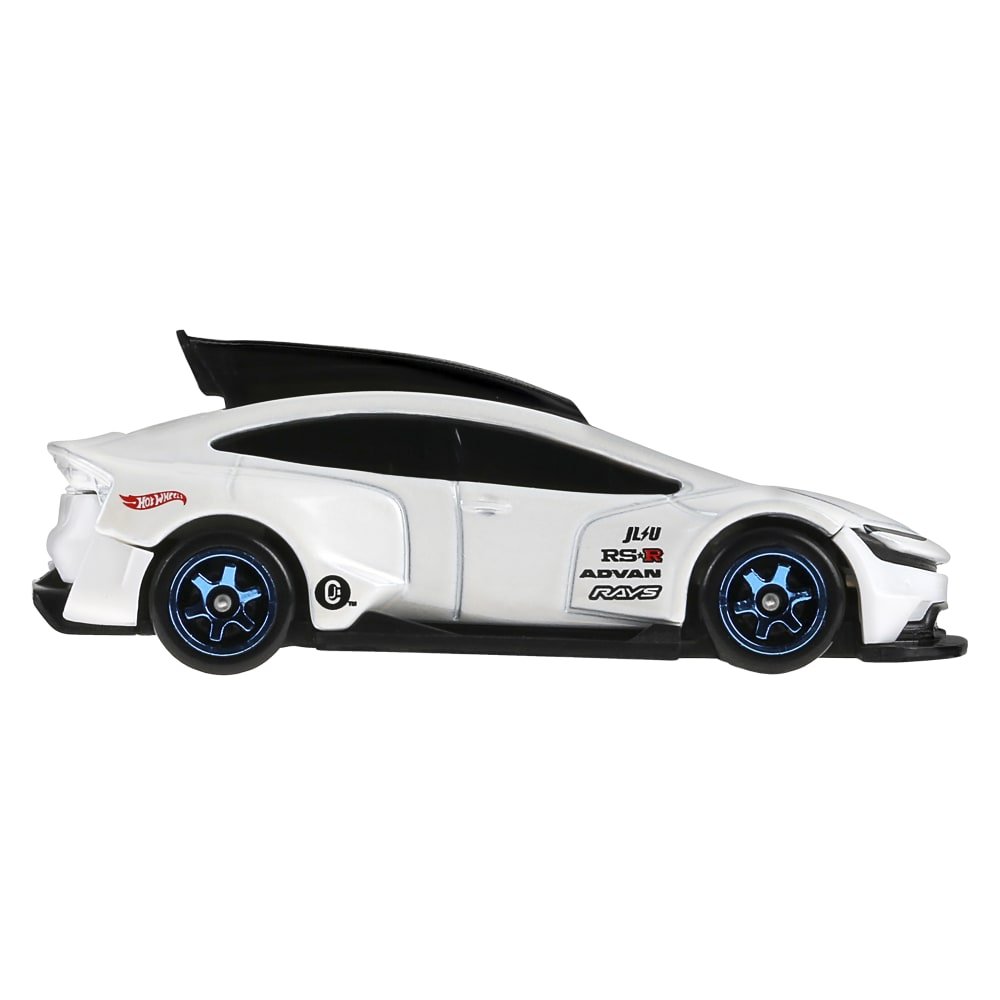 2026 Toyota Prius Custom White: Image 6