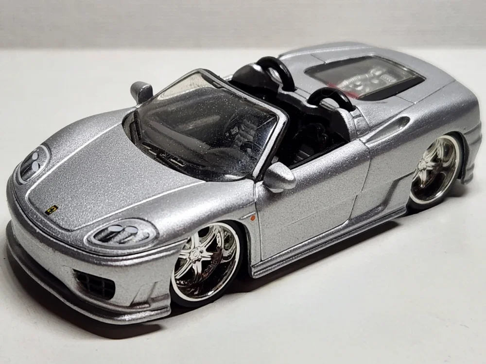 2005 Ferrari 360 Spider Silver: Image 3