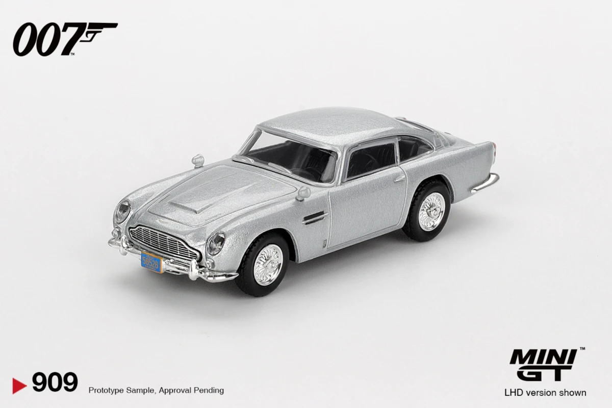 2026 Aston Martin DB5 "Casino Royale" Silver: No Package: Image 2