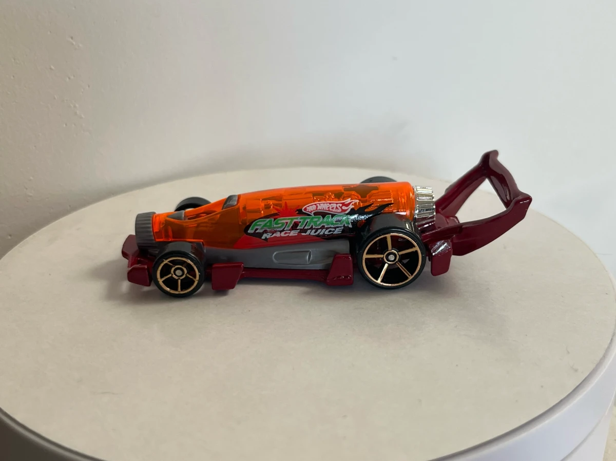 2010 Carbonator Orange: No Package: Image 3