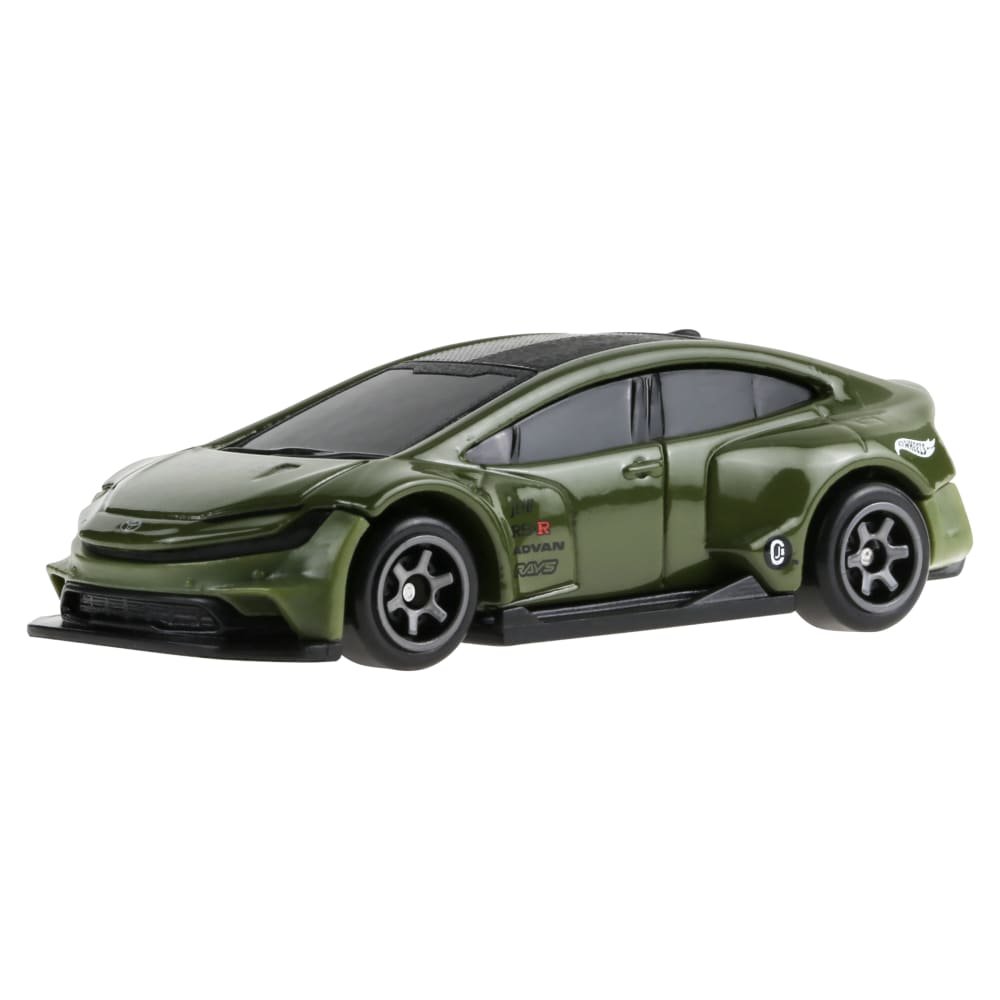 2026 Toyota Prius Custom Green: Image 2