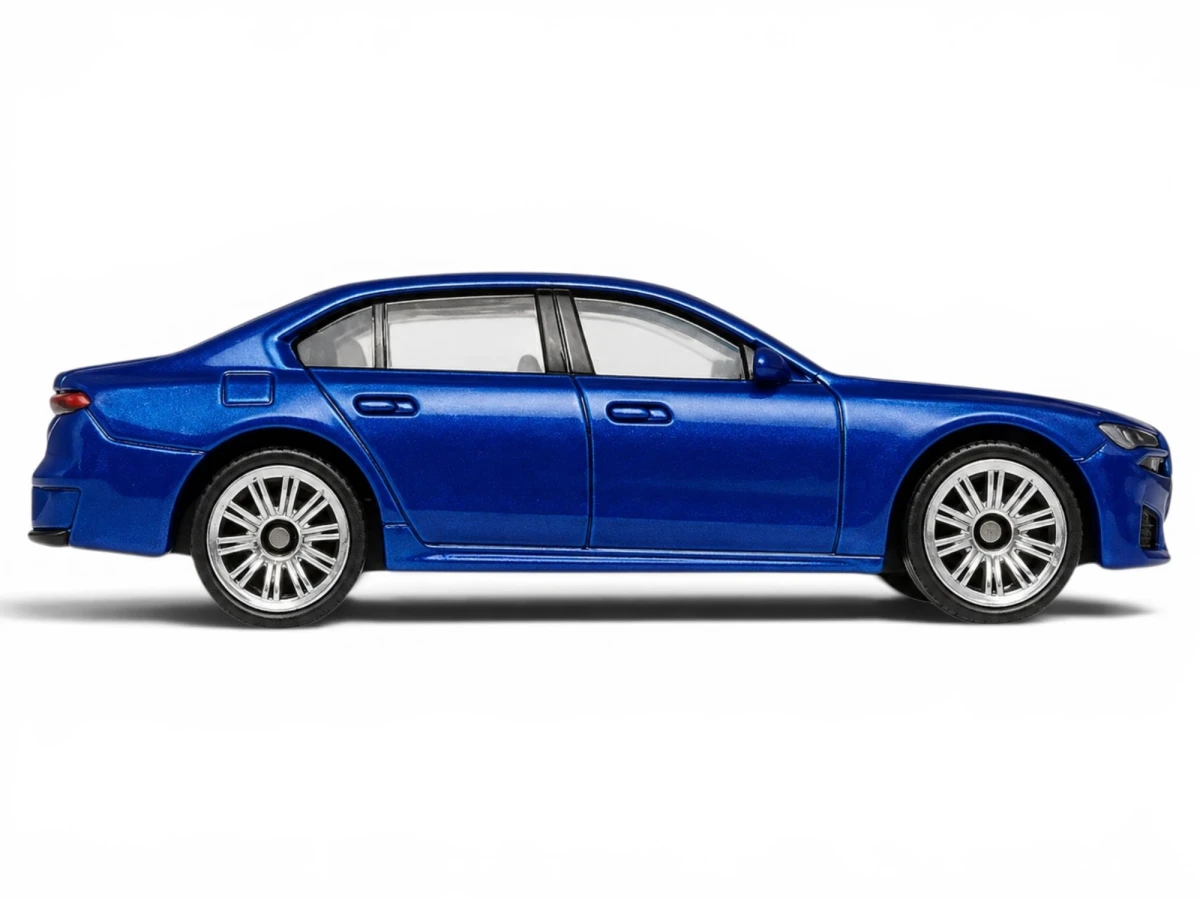 2026 2024 BMW 7-Series Blue: No Package: Image 6