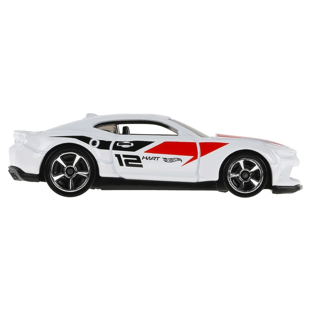 2026 18 Camaro SS White: Image 5