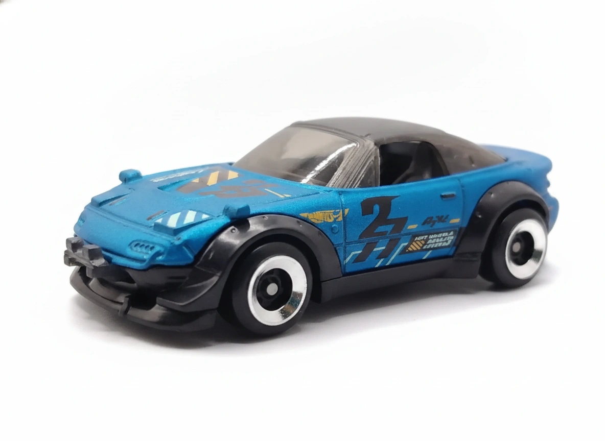 2026 Mazda MX-5 Miata Blue: No Package: Image 2