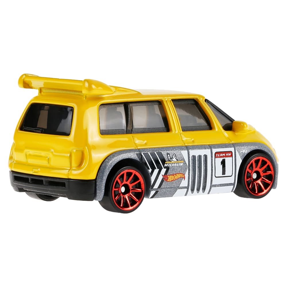 2026 Renault Espace F1 Yellow: Image 4