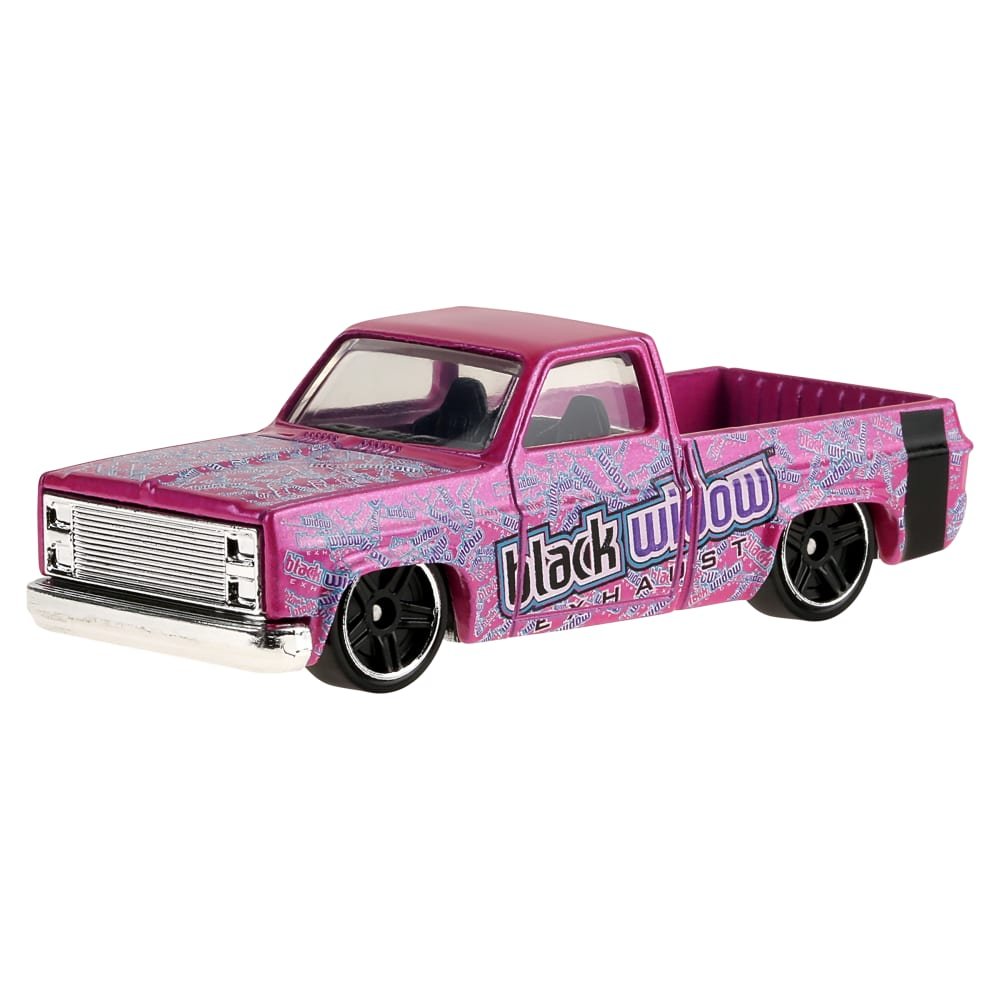 2026 83 Chevy Silverado Pink: Image 3