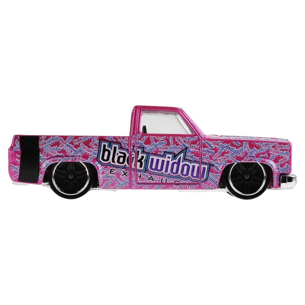 2026 83 Chevy Silverado Pink: Image 5