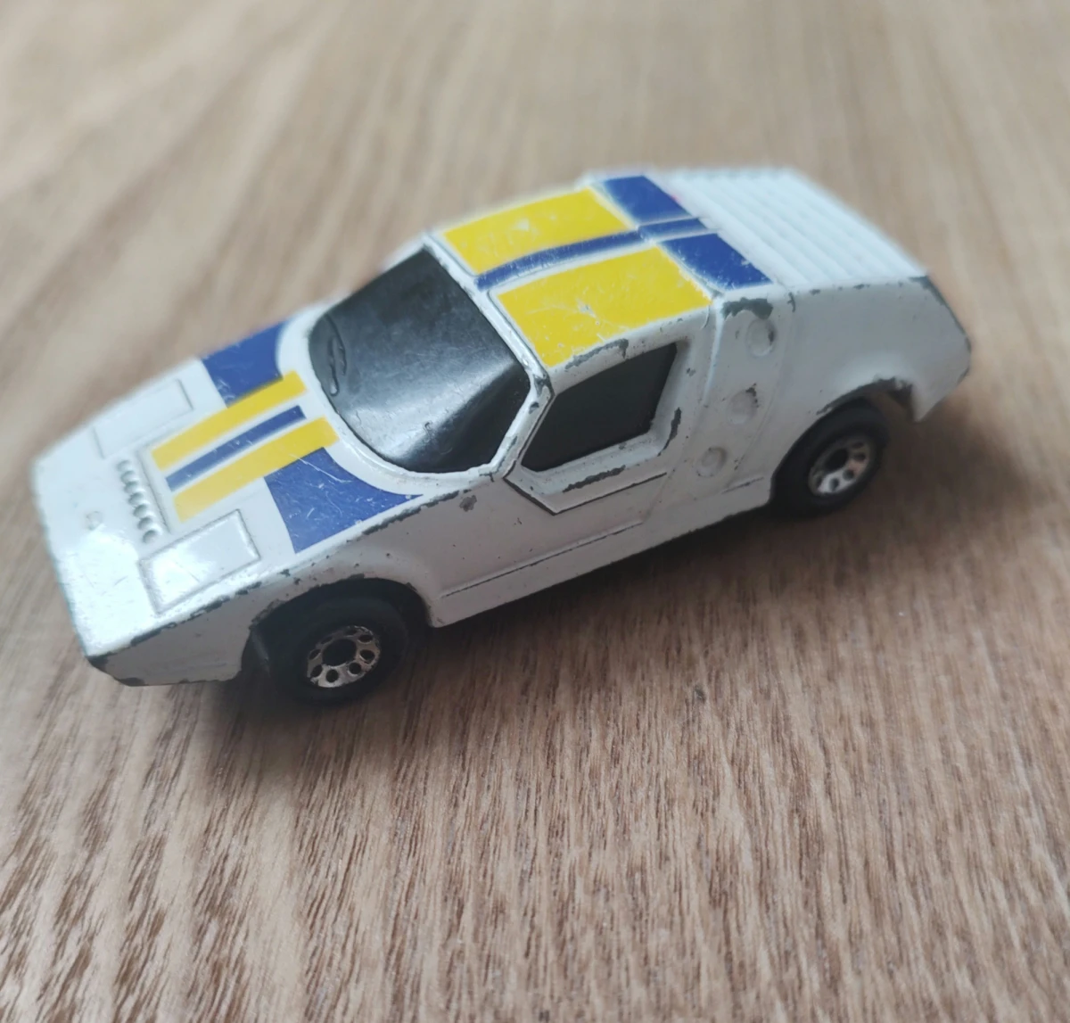 1986 Siva Spyder White: Image 2