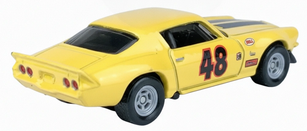2021 70 Camaro Yellow: Image 2