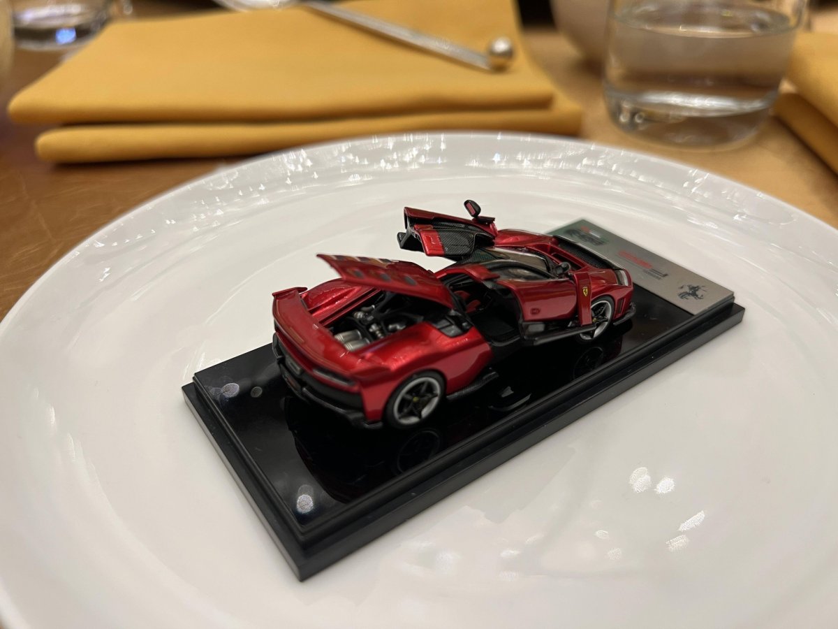 2026 Ferrari F80 Red: Image 2