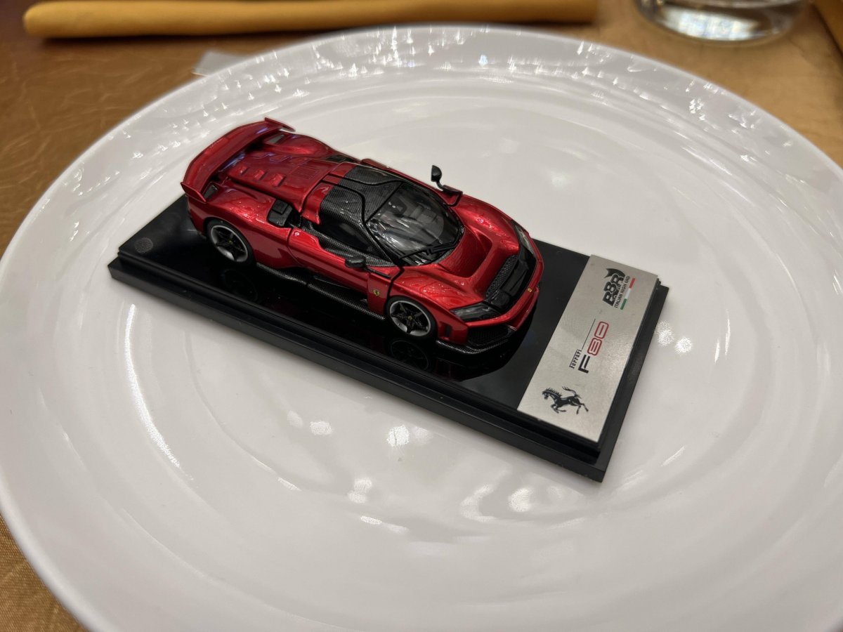 2026 Ferrari F80 Red: Image 7