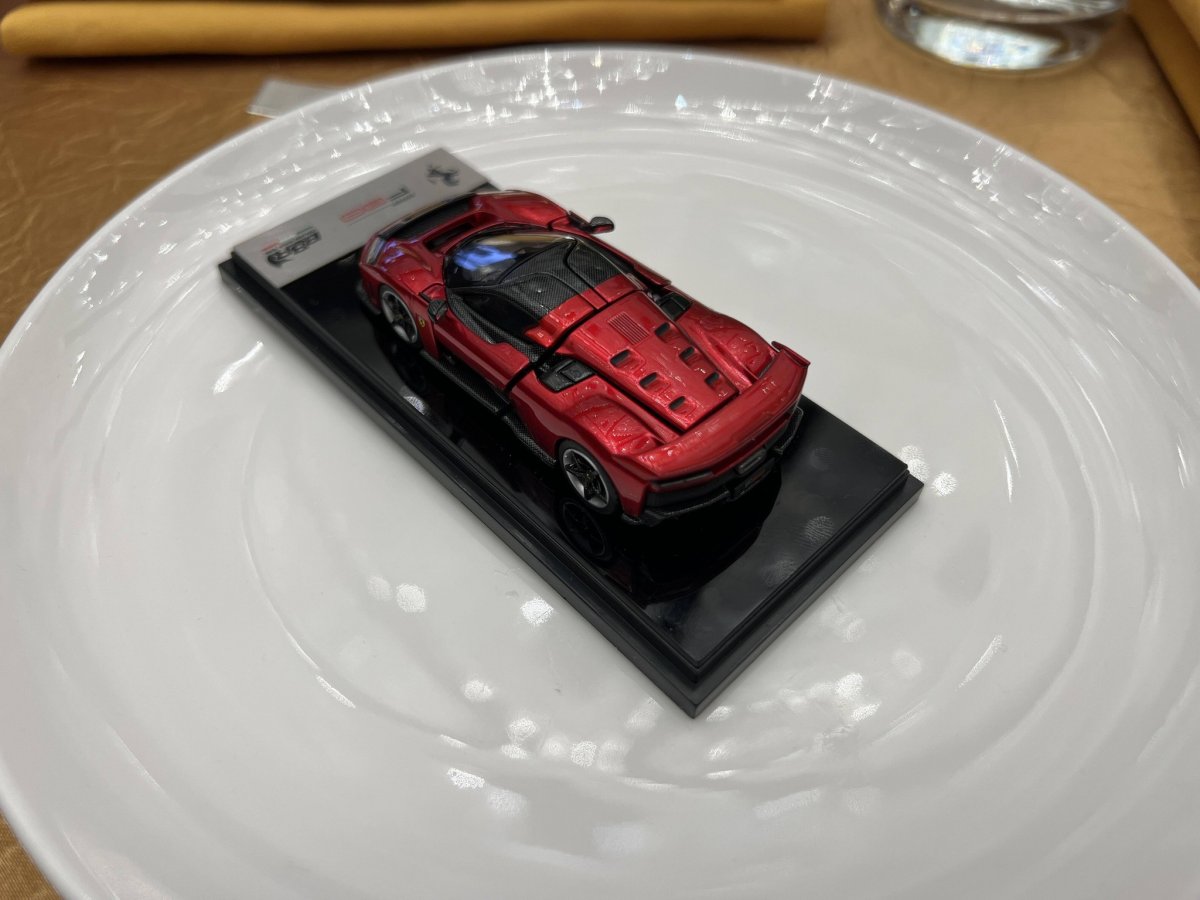 2026 Ferrari F80 Red: Image 6