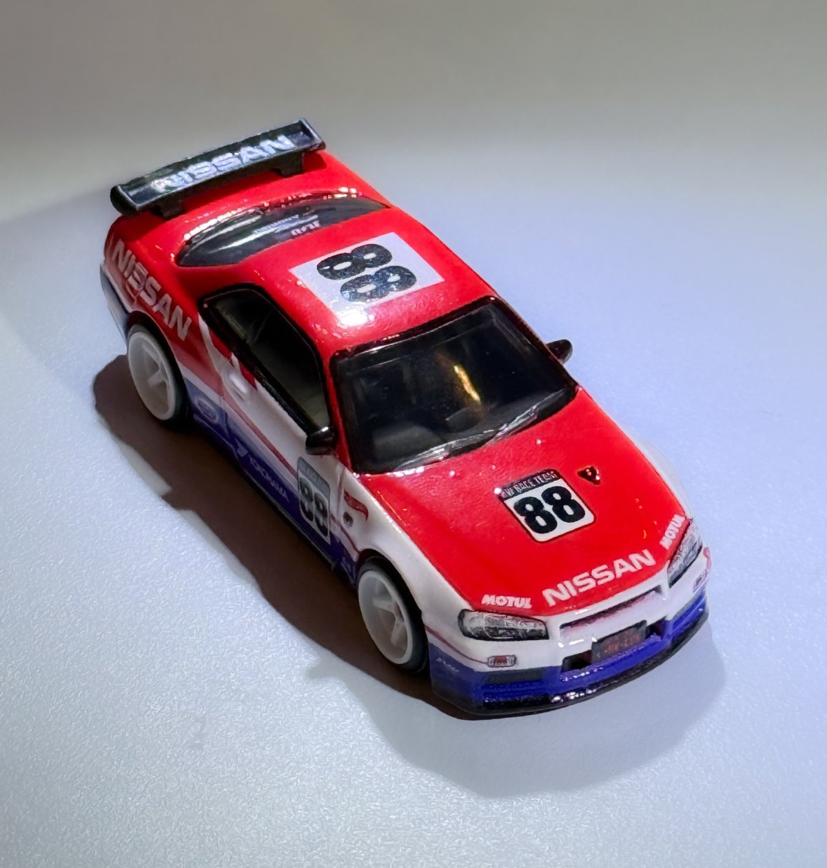 2026 Nissan Skyline GT-R V-Spec II (BNR34) Red: Image 12