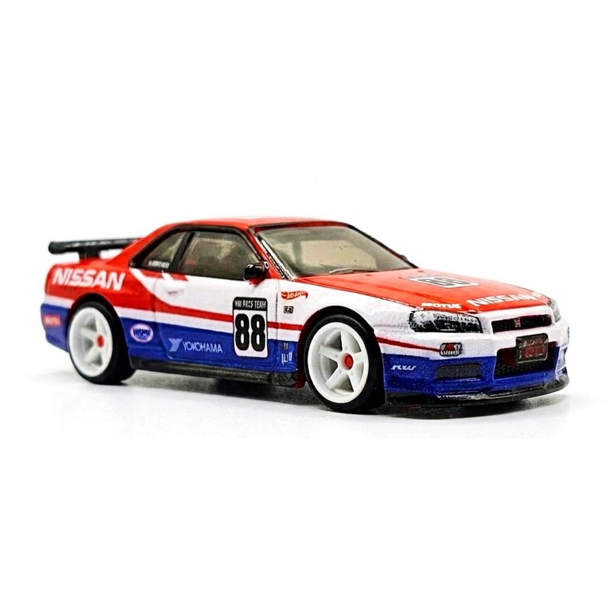 2026 Nissan Skyline GT-R V-Spec II (BNR34) Red: Image 8