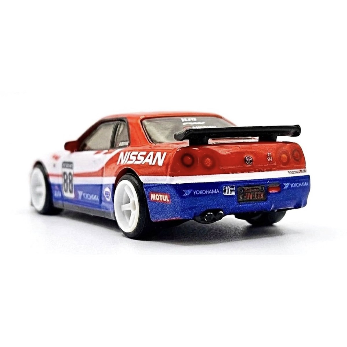2026 Nissan Skyline GT-R V-Spec II (BNR34) Red: Image 7