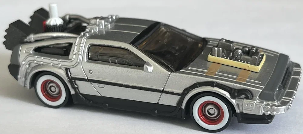 2002 DeLorean III Silver: Image 2
