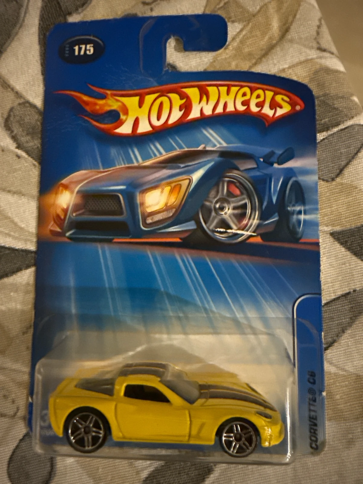 2005 Corvette C6 Yellow: Long (INT): Image 2