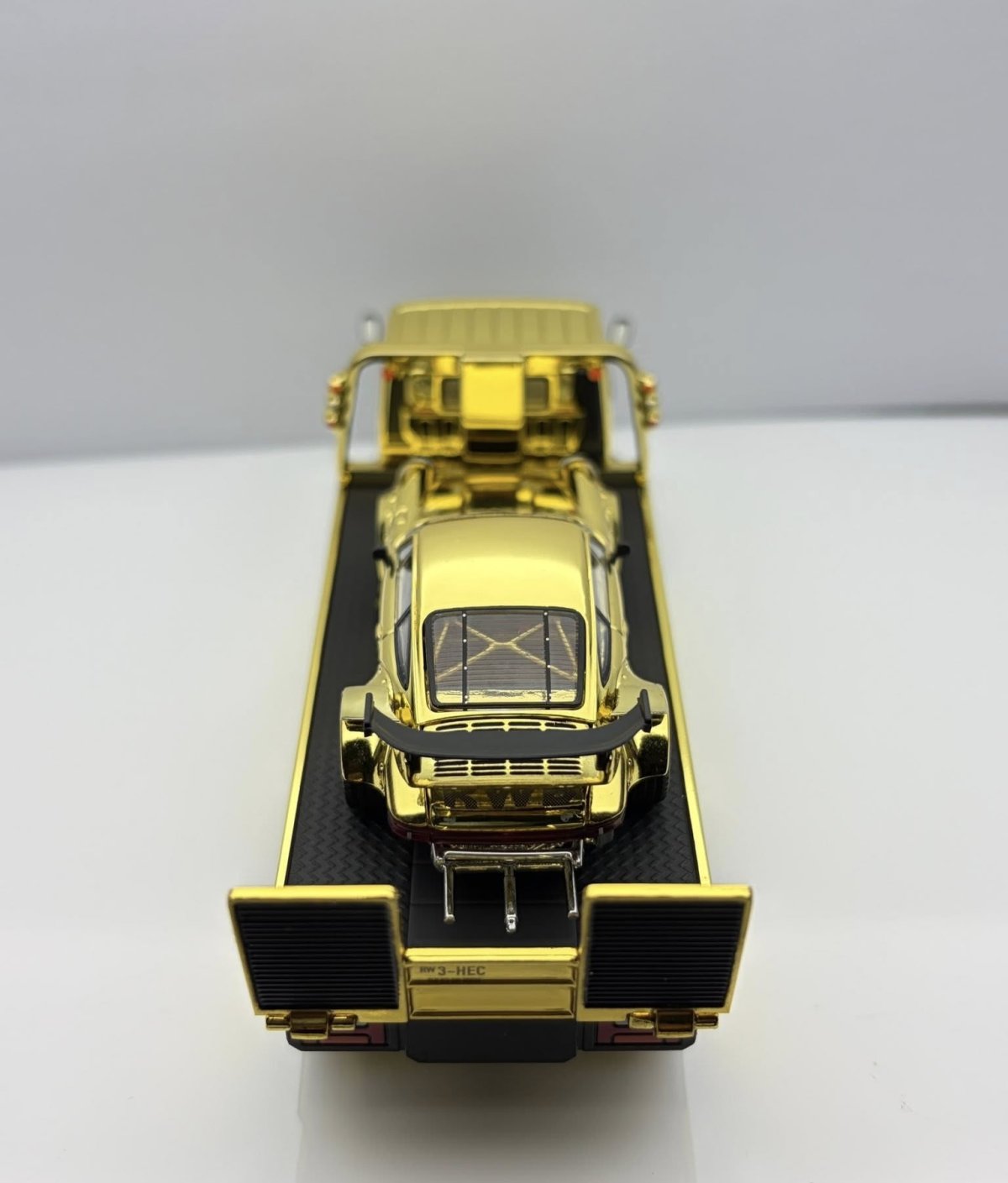 2026 RWB 930 & RWB Fuso-300 Gold: Image 5