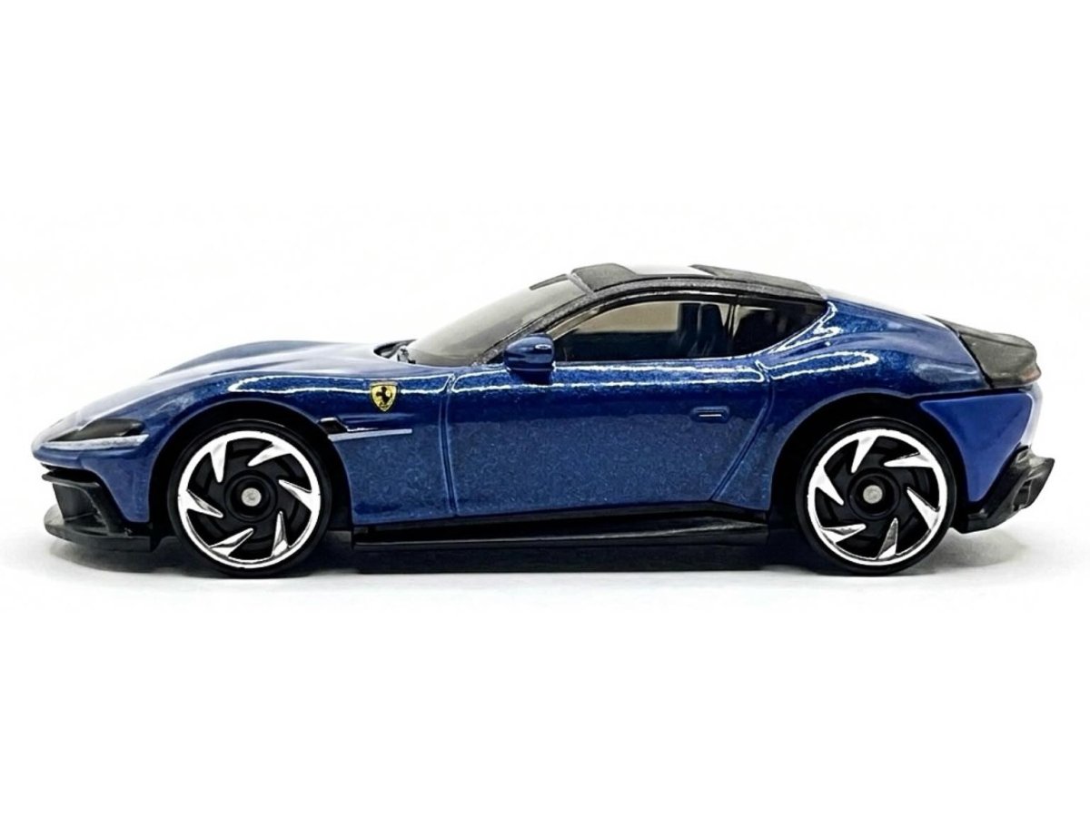 2026 Ferrari 12Cilindri Blue: Image 3