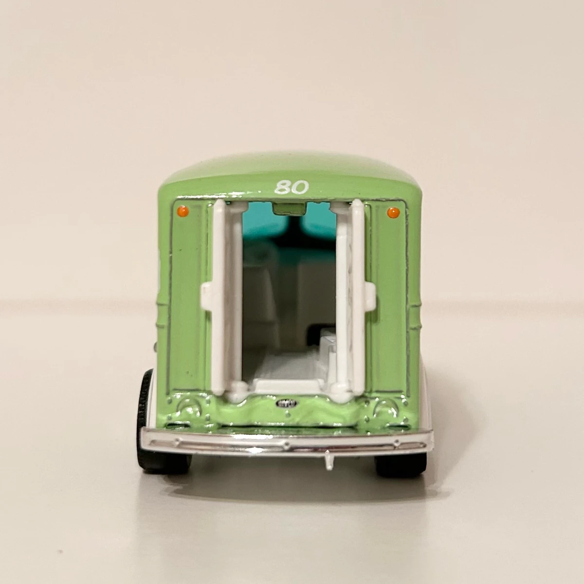 2025 Divco Milk Truck Lime: No Package: Image 5