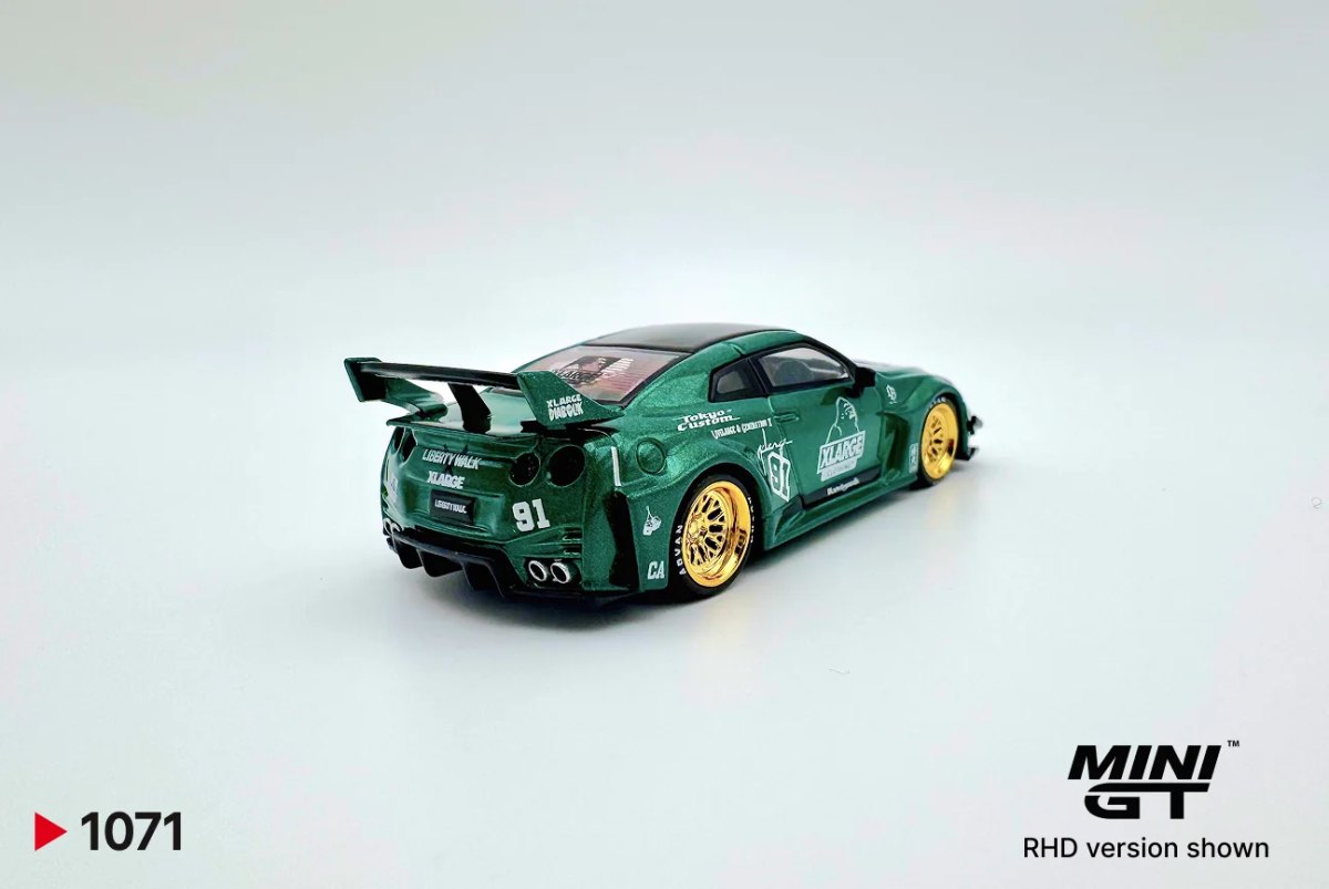 2025 LB-Silhouette Nissan 35GT-RR  Green Green: No package: Image 2