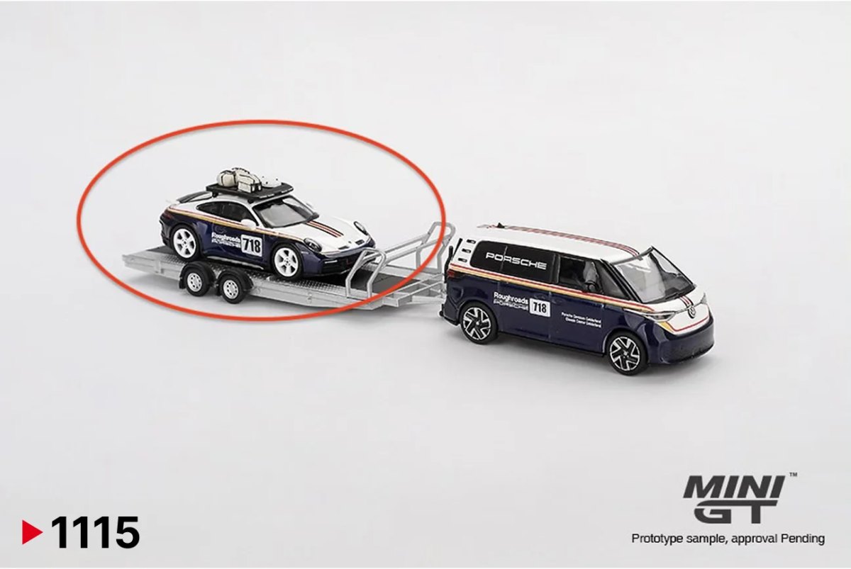 2025 Porsche 911 Dakar  #718 Rallye Design Package  White/Gentian Blue Metallic Blue: No package: Image 4