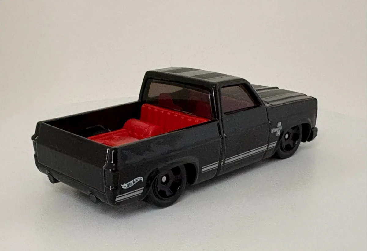 2026 83 Chevy Silverado Black: No Package: Image 8