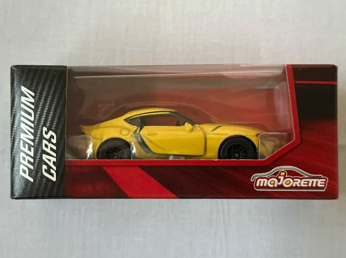 2026 Toyota GR Supra: Box: Image 2