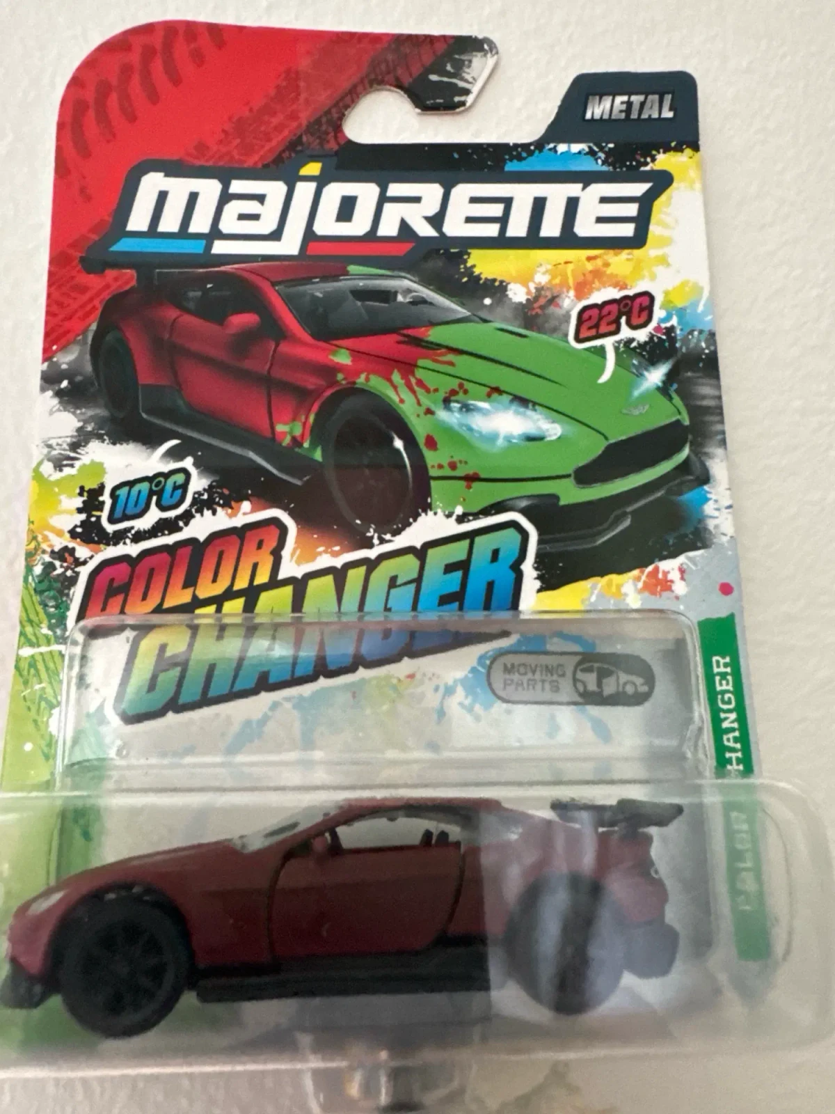 2025 Aston Martin Vantage GT8 Red: Box: Image 2