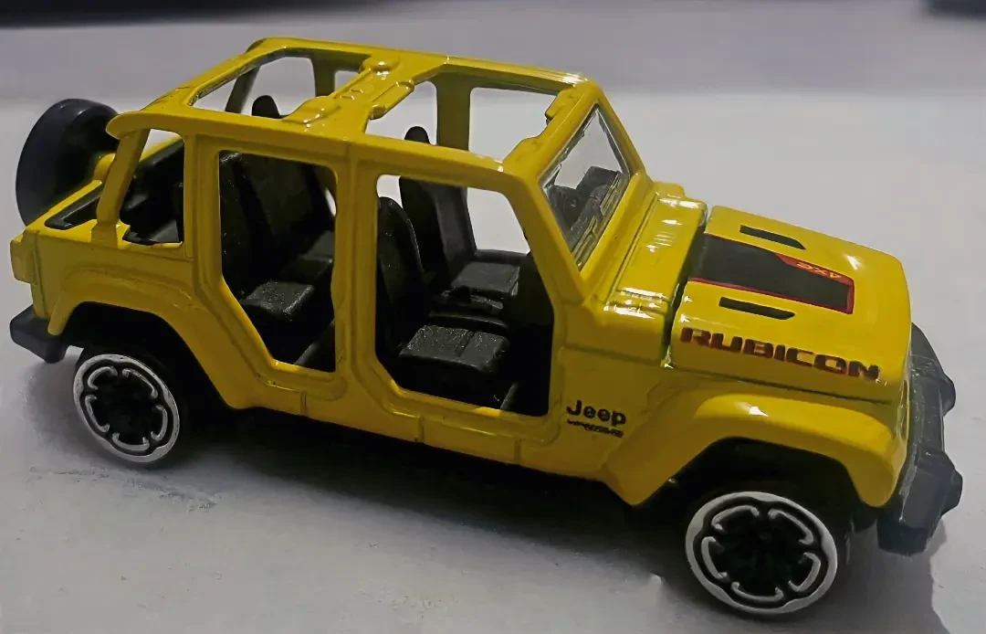 2025 Jeep Wrangler 4XE Yellow: Blister: Image 2