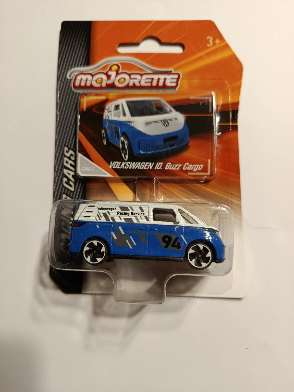 2024 Volkswagen ID.BUZZ White: Blister: Image 2