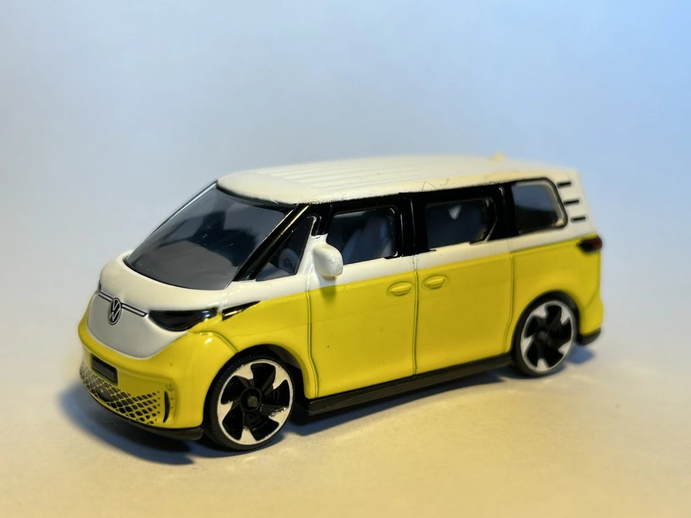 2024 Volkswagen ID.BUZZ White: No package: Image 2