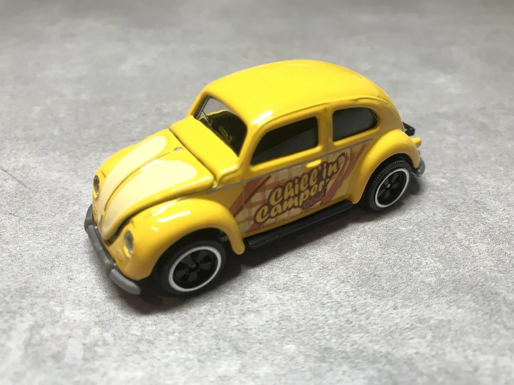 2023 Volkswagen Beetle Yellow: No package: Image 2