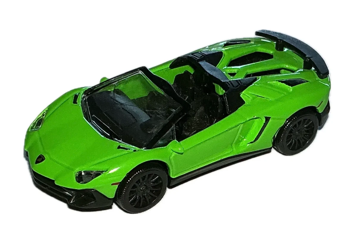 2022 Lamborghini Aventador SV Roadster Green: No Package: Image 3