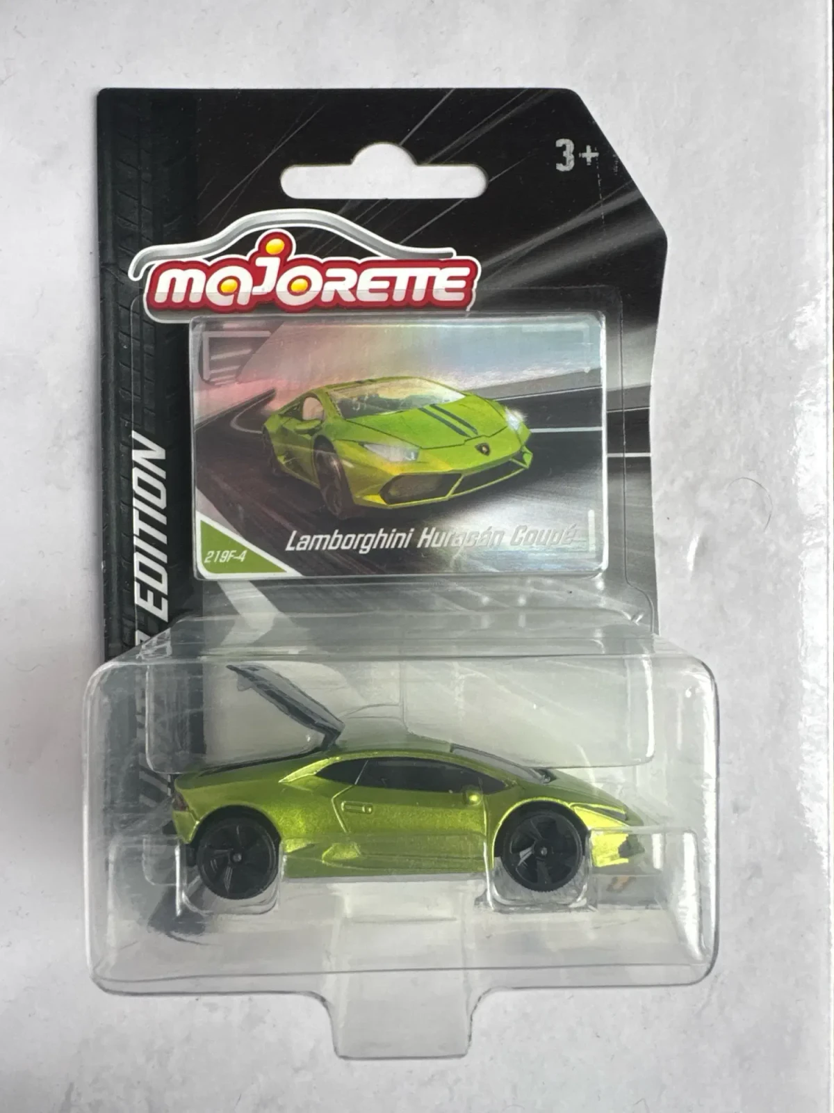 2021 Lamborghini Huracán Avio Lime: Blister: Image 2