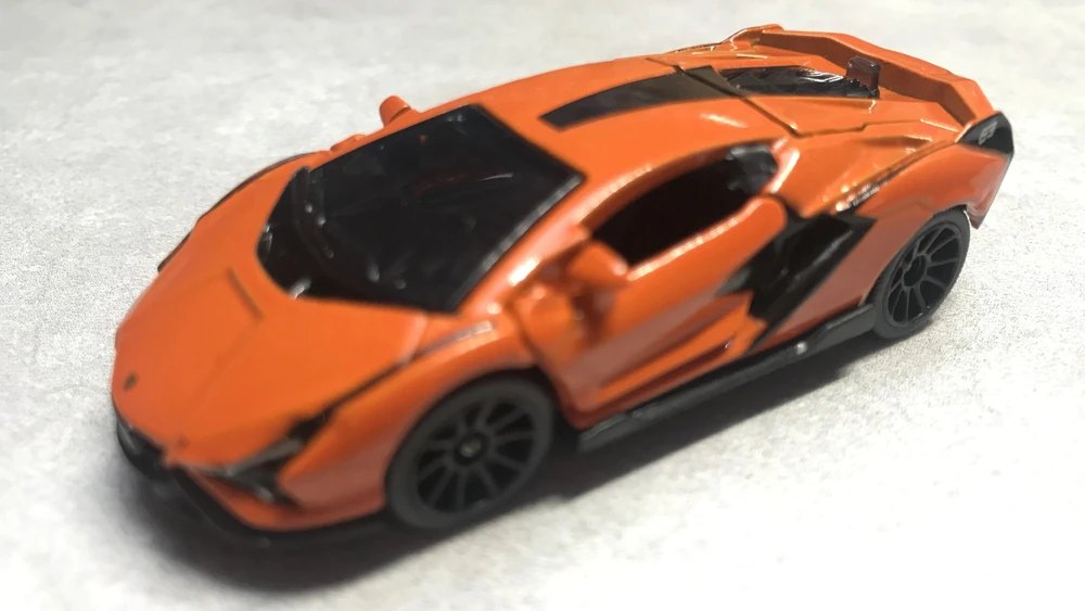 2026 Lamborghini Sian FKP 37 Orange: No package: Image 2