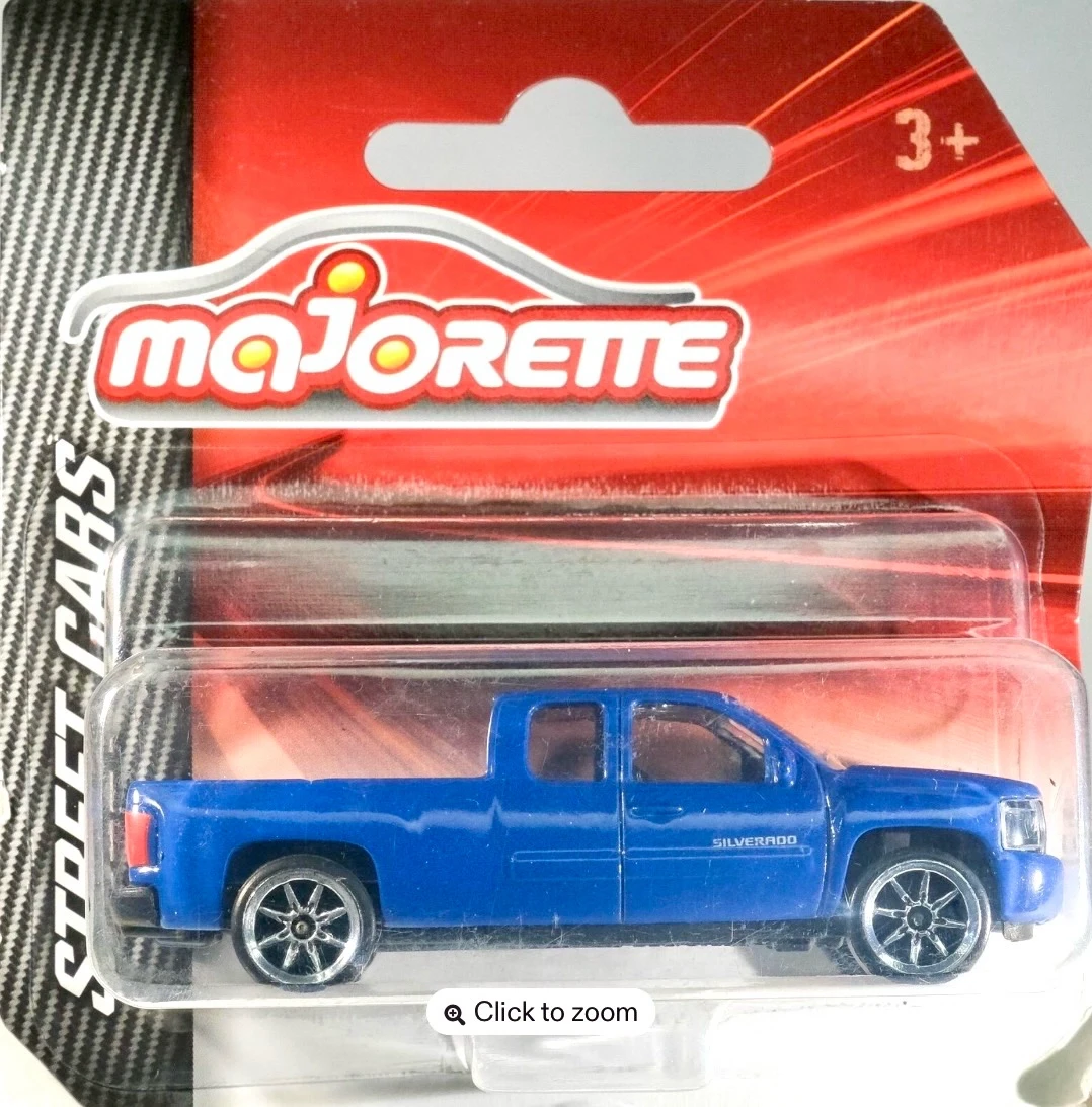2018 Chevrolet Silverado Blue: Blister: Image 4