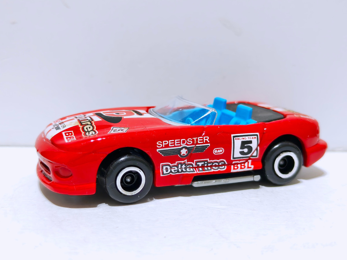 2001 Roadster (Viper) Red: No Package: Image 3