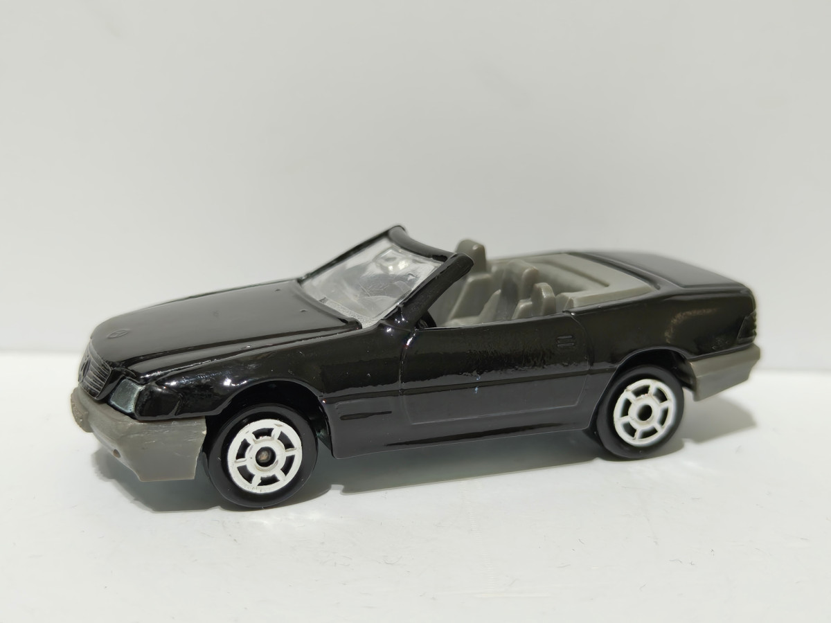 1996 Mercedes-Benz 500 SL Black: No Package: Image 2