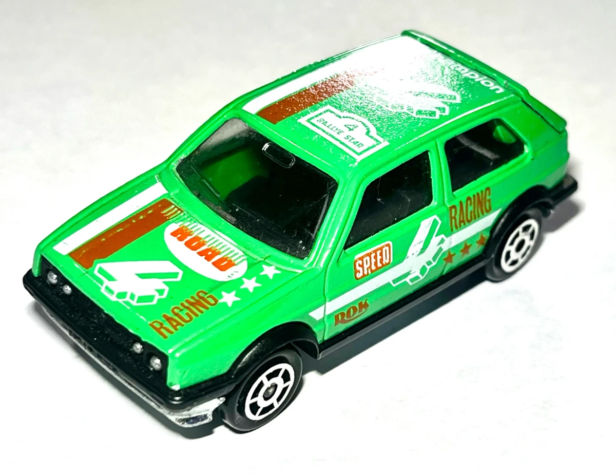 1992 Volkswagen Golf GTi (Mk II) Green: No Package: Image 2