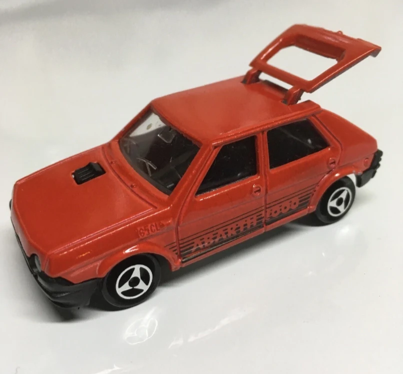 1984 Fiat Ritmo Red: No Package: Image 2