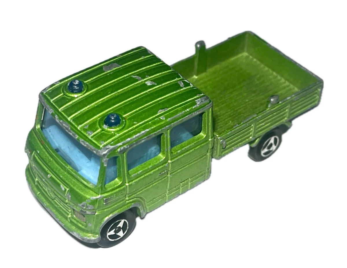 1981 Mercedes TraX Publics Green: No Package: Image 2