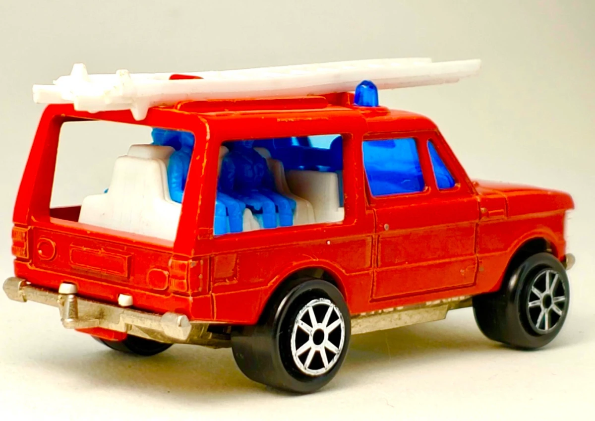 1978 Range Rover Rescue Unit Red: No Package: Image 3
