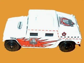 2001 Humvee White: Image 2