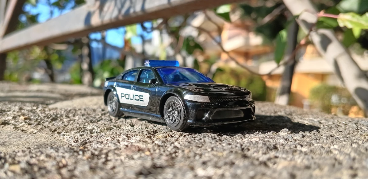 2026 Dodge Charger Black: No Package: Image 2