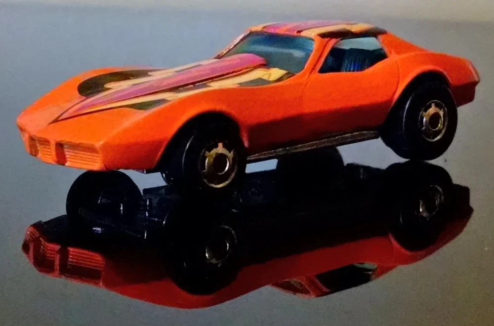 1982 80's Corvette Red: Image 2