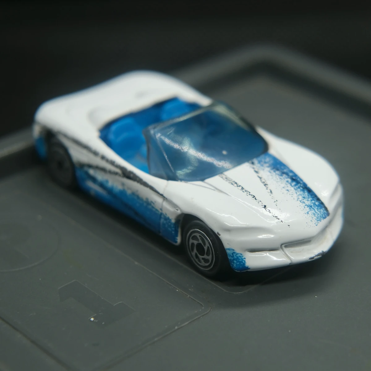 1996 Corvette Stingray III White: Image 2