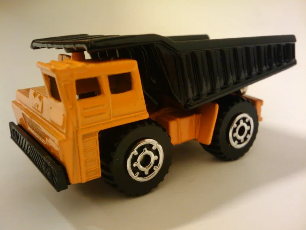 1996 Faun Dump Truck Orange: Image 2