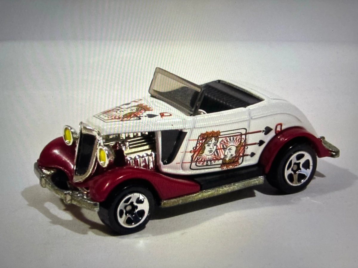 2002 Ford 1933 White: Image 2